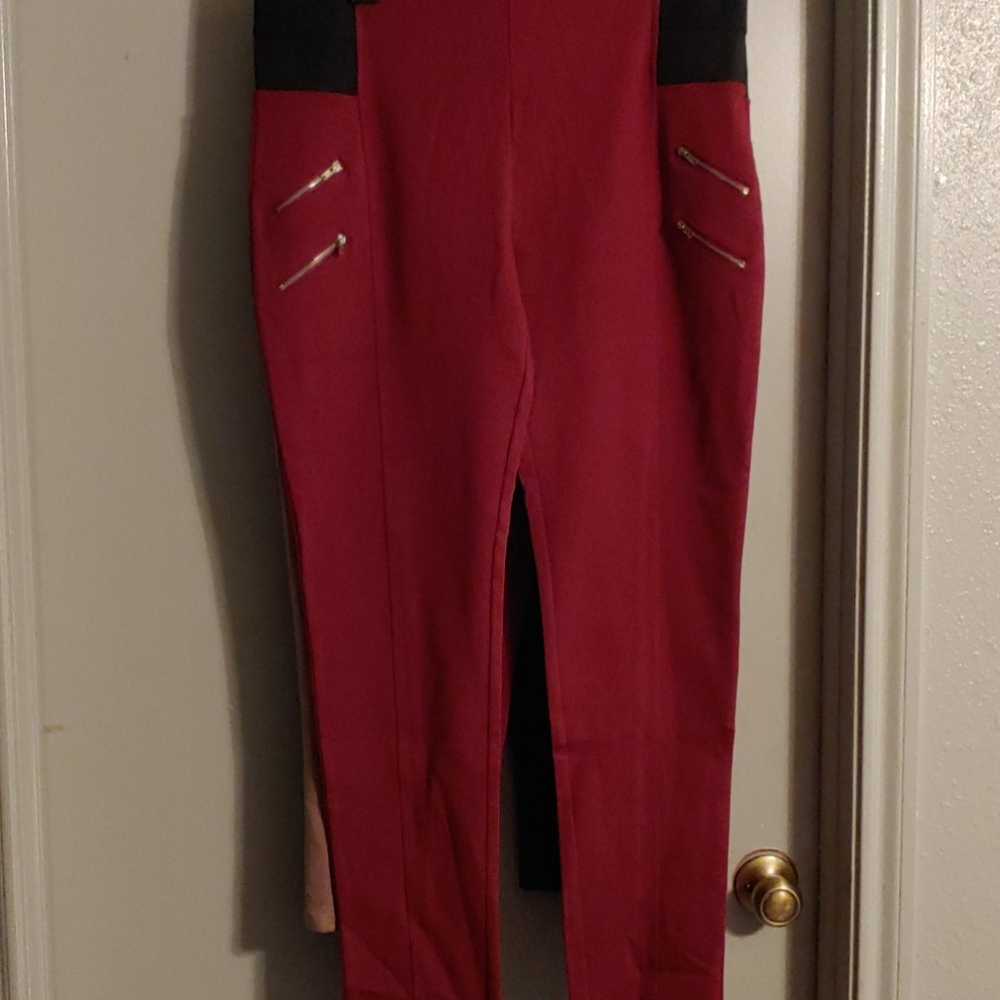 Zip accent leggings